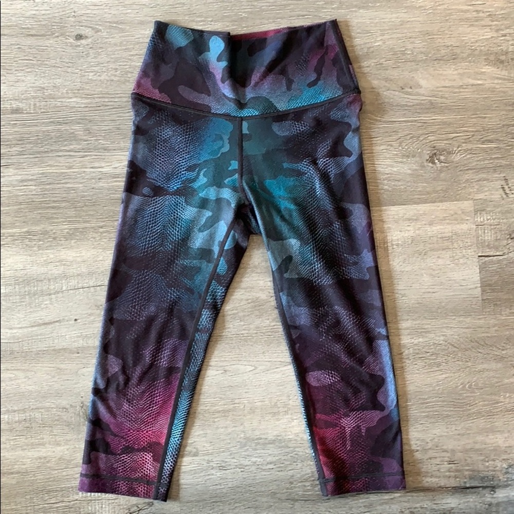Rainbow camouflage leggings